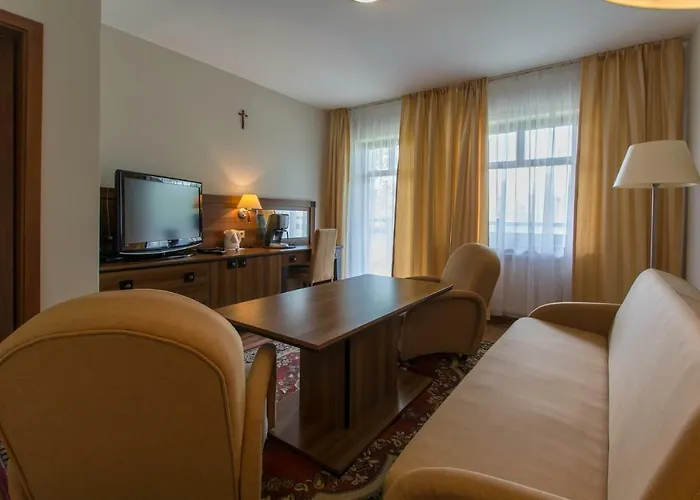 Resort Osrodek Bojanowe Gniazdo *