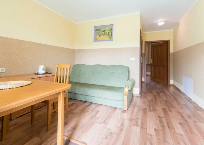 Resort Osrodek Bojanowe Gniazdo *